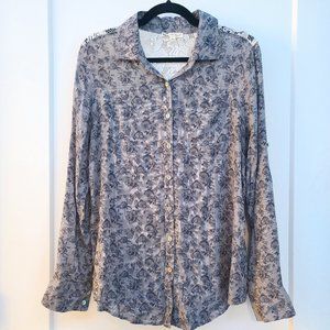 ABOUT A GIRL Button Up Blouse